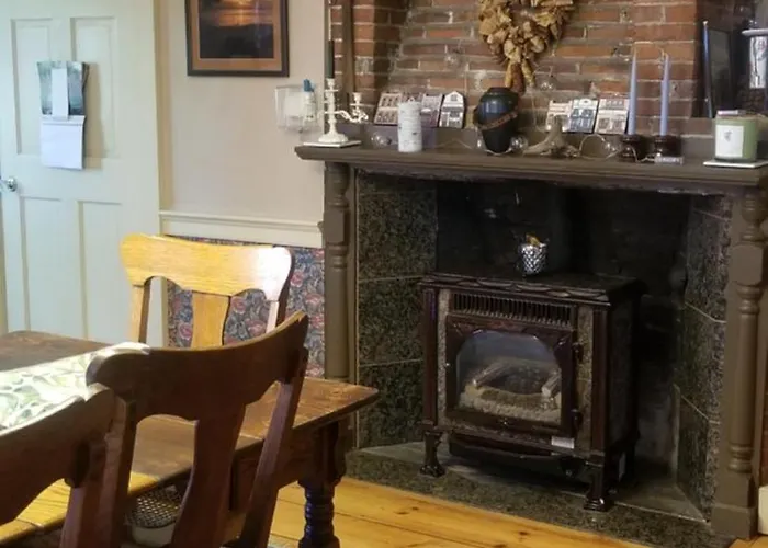 Widow Avery House