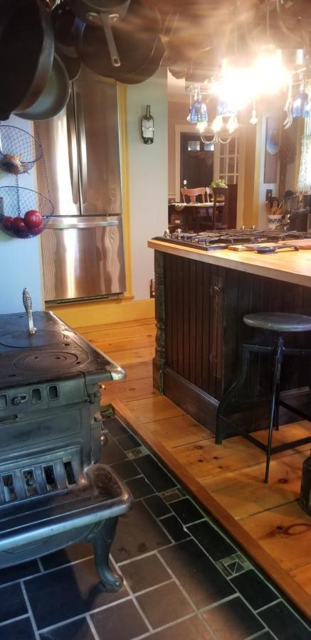 Homestay Widow Avery House Hallowell